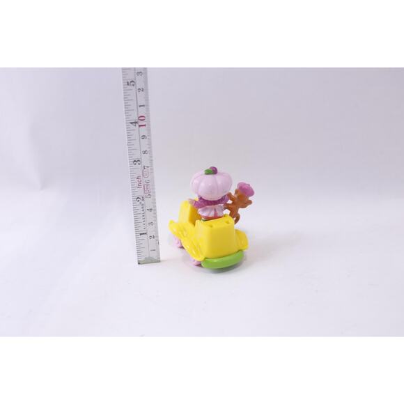 Strawberry Shortcake, Raspberry Tart and Rhubarb riding in a car, Deluxe Mini - Picture 3 of 3